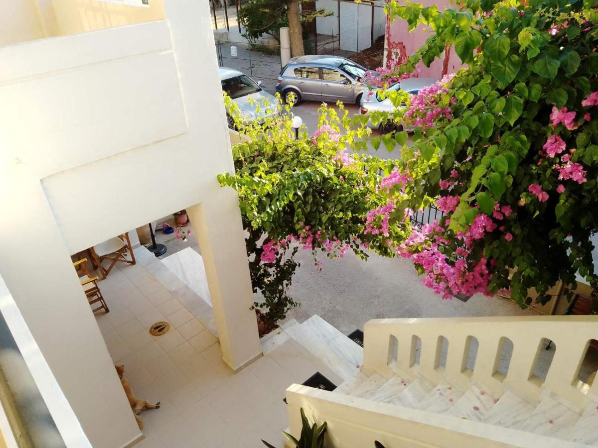 Irini Apartments Platanias  Exterior photo