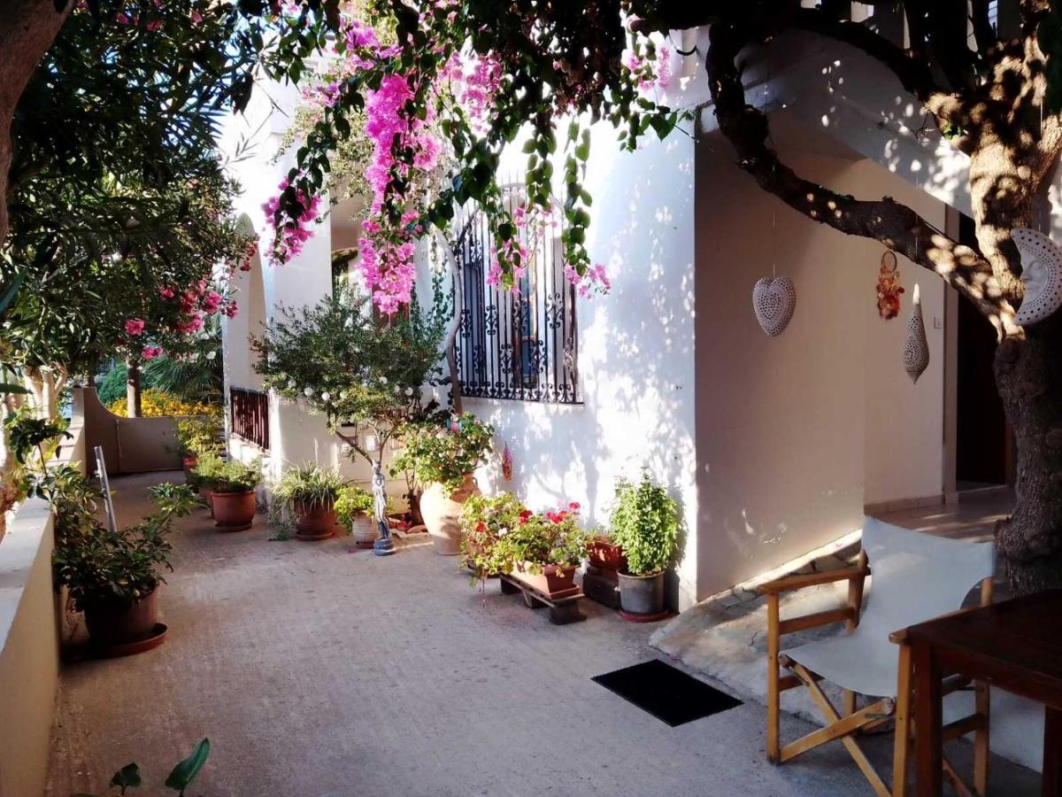 Irini Apartments Platanias  Exterior photo