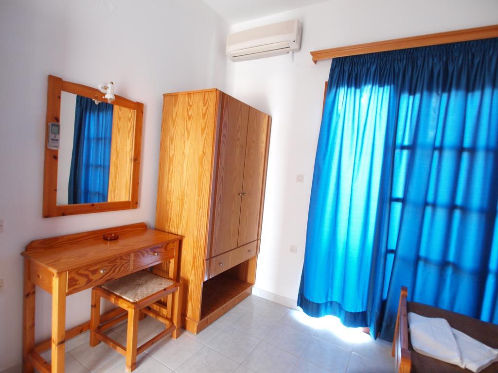 Irini Apartments Platanias  Exterior photo